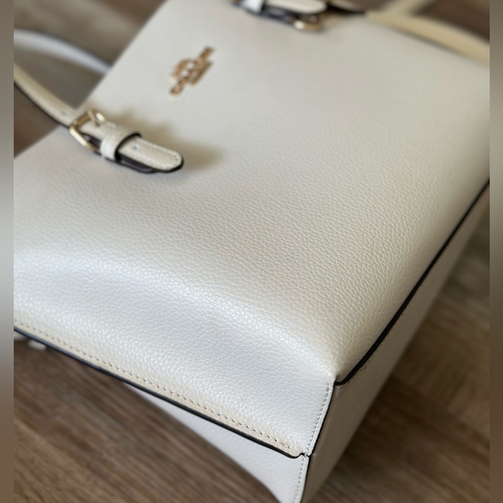 Coach purse - Picture 14 of 15